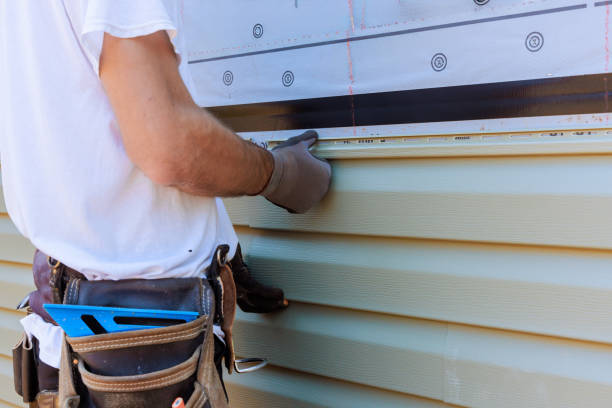 Trusted Emergency Siding Repair service in Central City, IL - Creative Siding